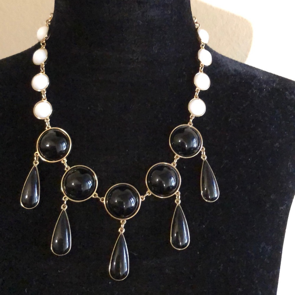 Black and White Necklace